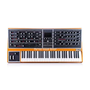 Moog One 16-Voice   Free Dust Cover