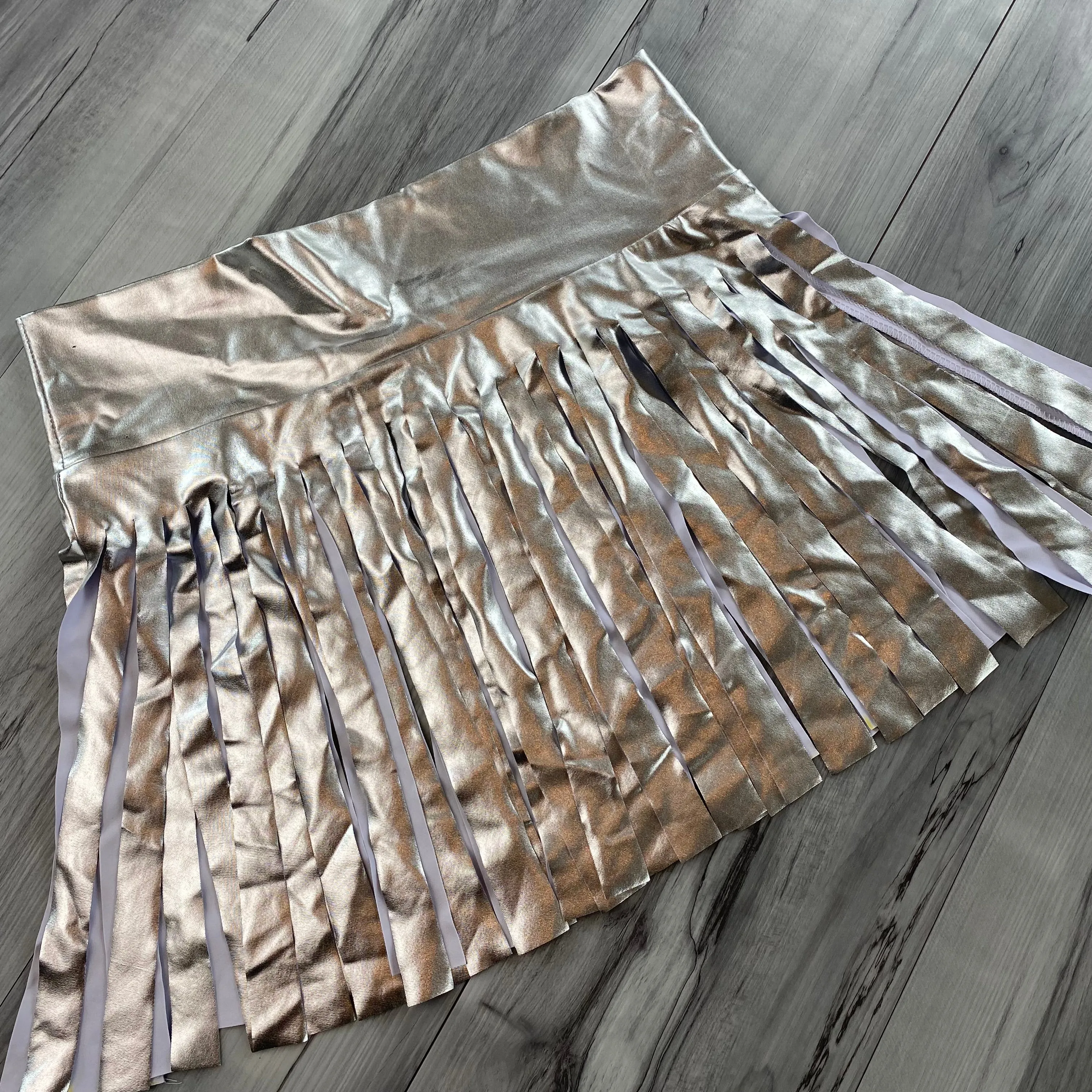 SALE - LARGE - High Waist Fringe Skirt - Silver Metallic