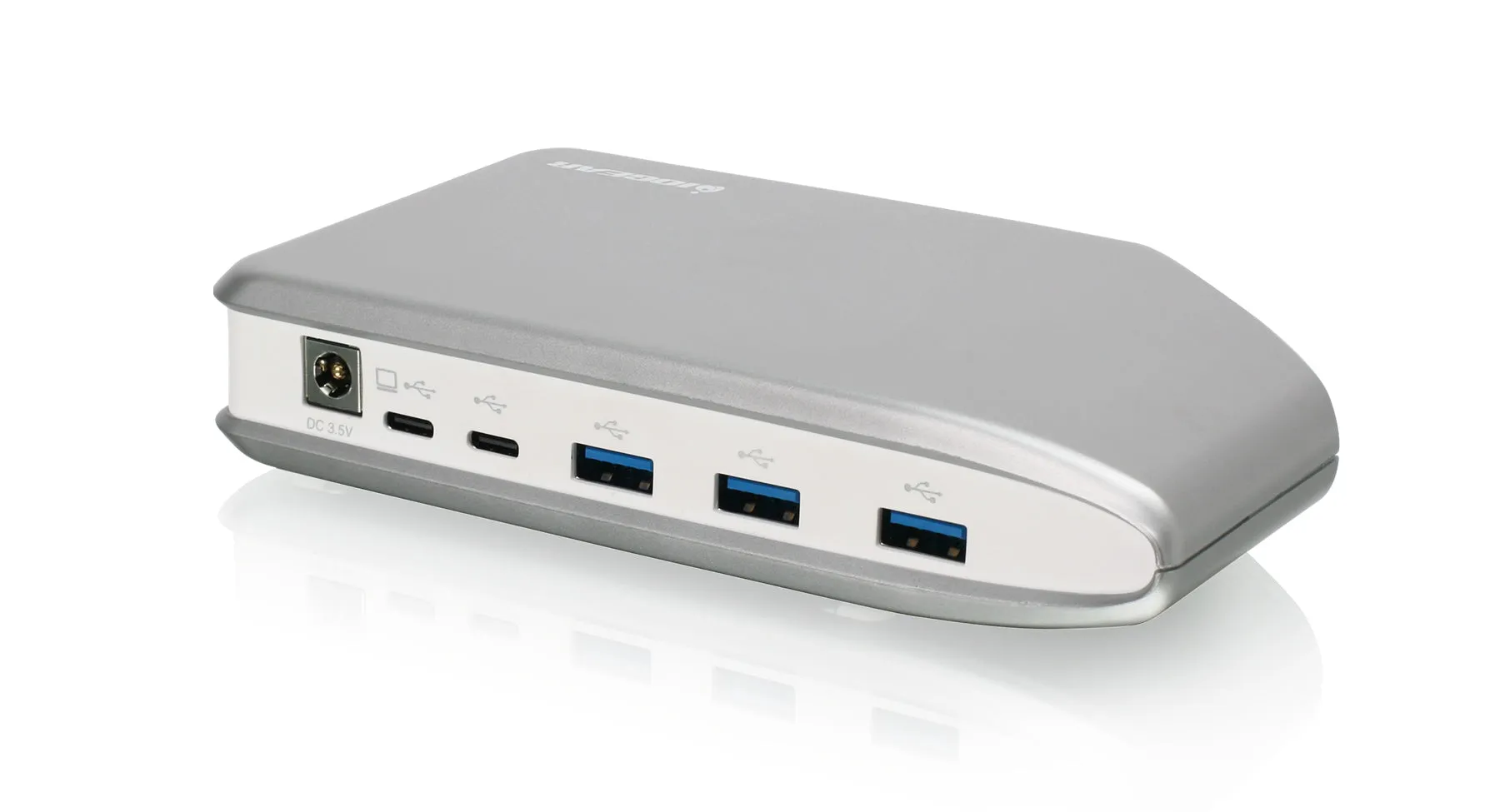 USB-C Hub with Card Reader